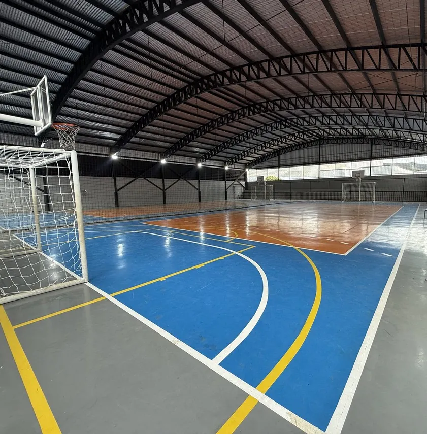 Cobertura de Quadra Esportiva